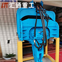 挖掘機(jī)打樁機(jī)械臂振動(dòng)錘有幾種規(guī)格？